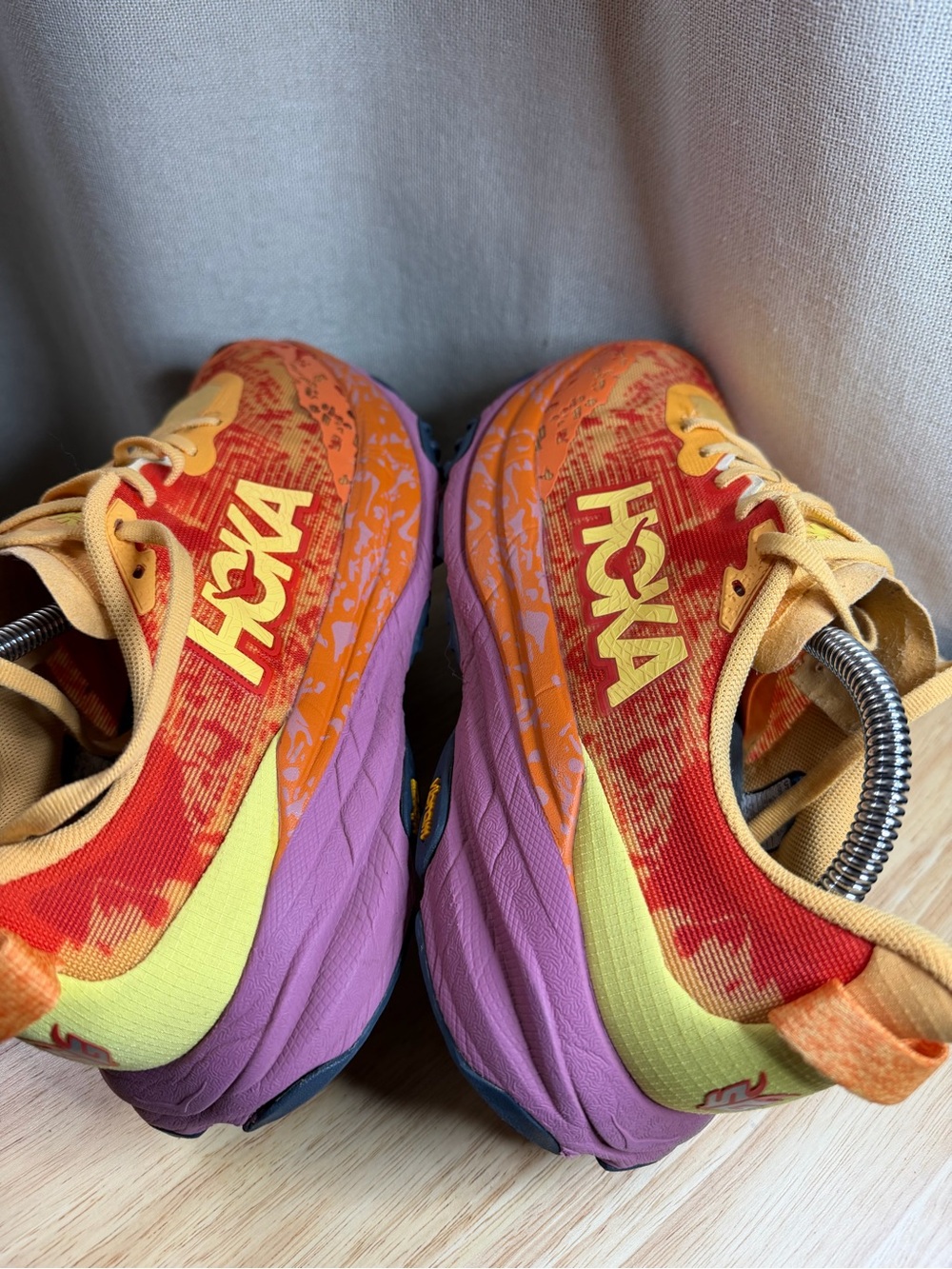 Hoka women’s spedgoat 6 running shoes - Picture 7 of 11